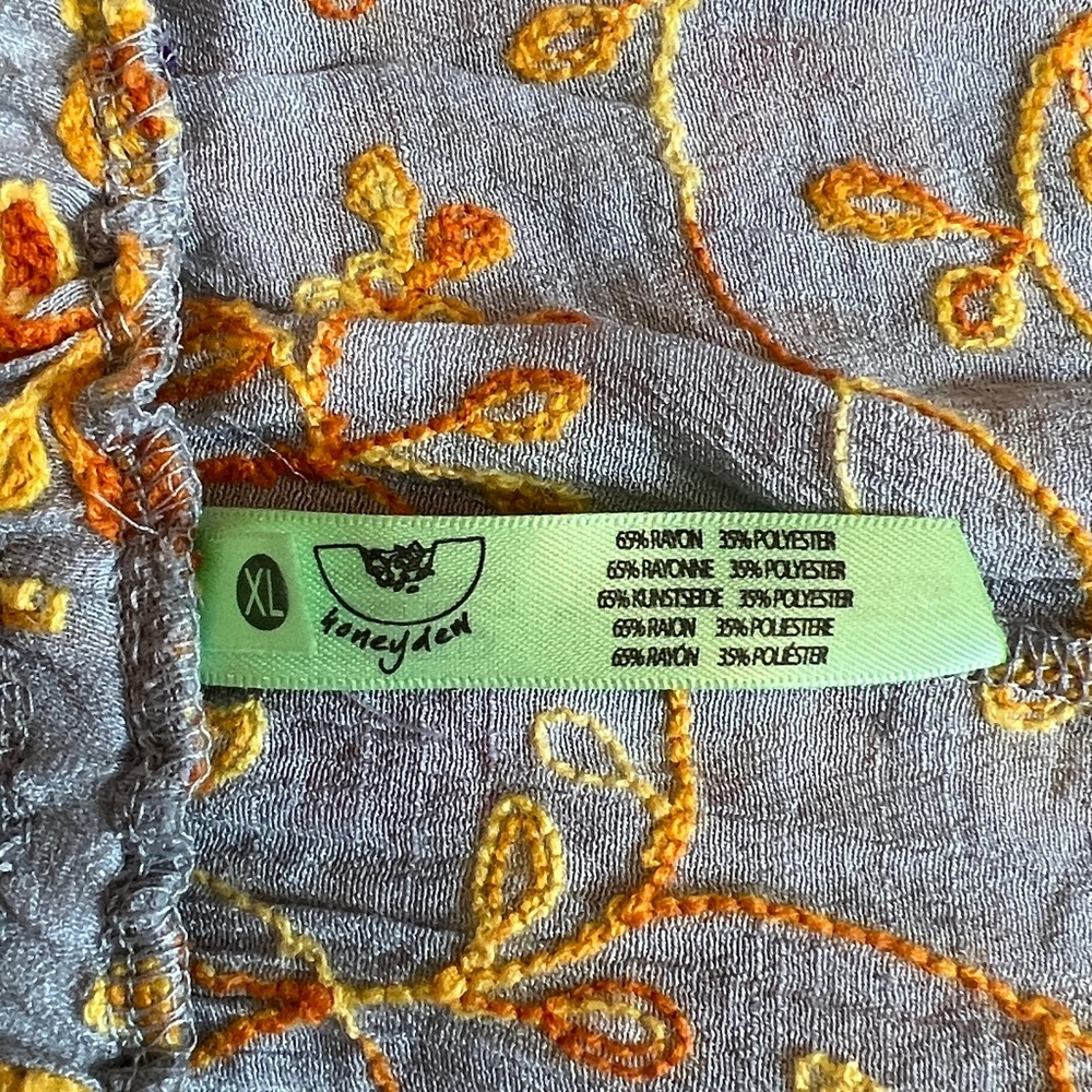 Honeydew Embroidered Siesta Sweetheart Shorts - Picture 8 of 13